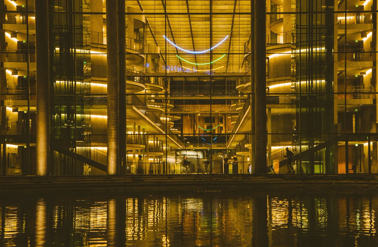Hotels & Hospitality